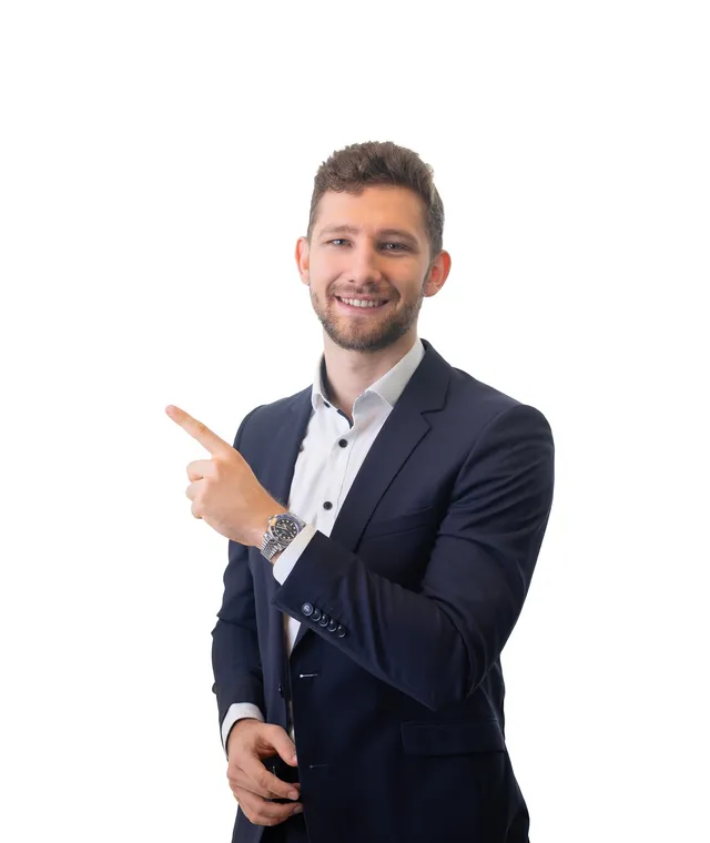 Daniel Wegener lächelnd, er zeigt zum Termin-Button